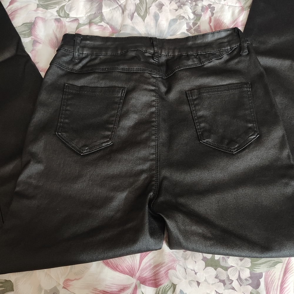 SHEIN Black Skinny Pants - Picture 4 of 7
